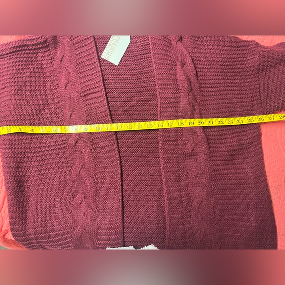 Burgundy Large sweater cardigan - Picture 3 of 3